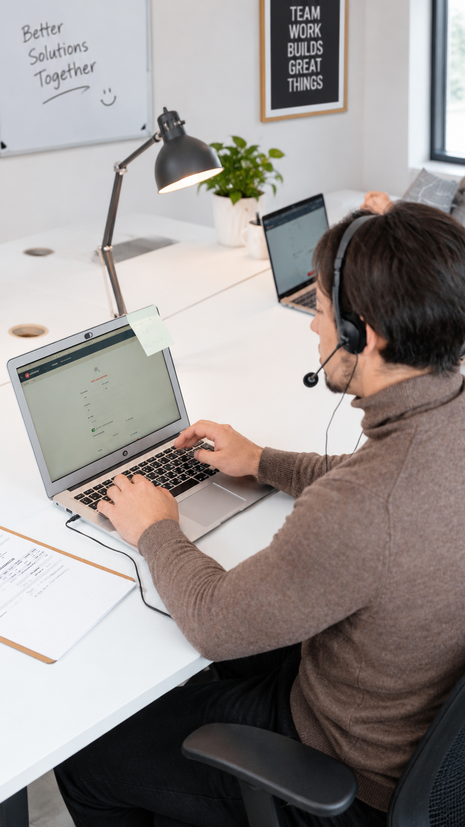 SDR virtual assistant making outreach calls